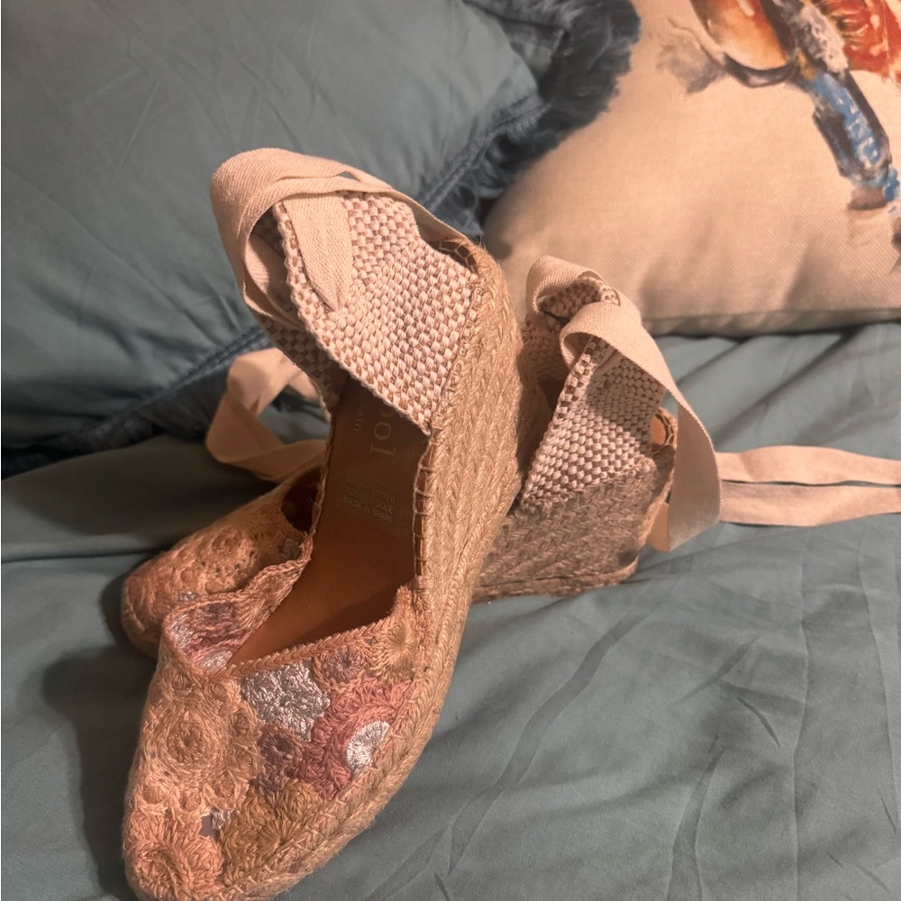 Women's Espadrille Wedge Lace-Up Wedges in Blush Pink
